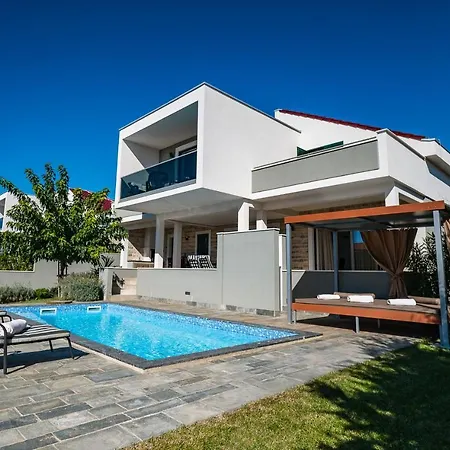 Villa Flavia And Alba - Private Pool Novalja Exterior photo