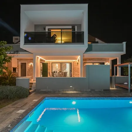 Villa Flavia And Alba - Private Pool Novalja Exterior photo